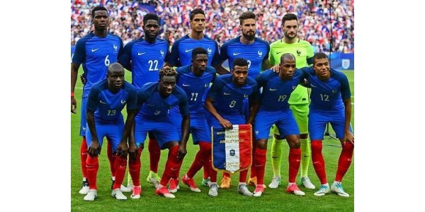 MM-joukkueen sponsori